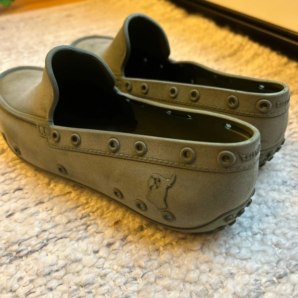 NWOT Cacatoes Men’s Waterproof Rubber Loafers